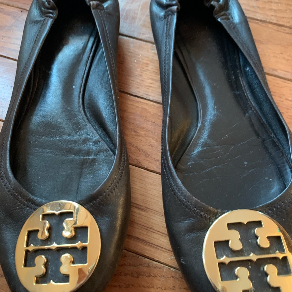 Tory Burch Black /darkest brown Leather Flats with Gold Accent - Picture 1 of 9